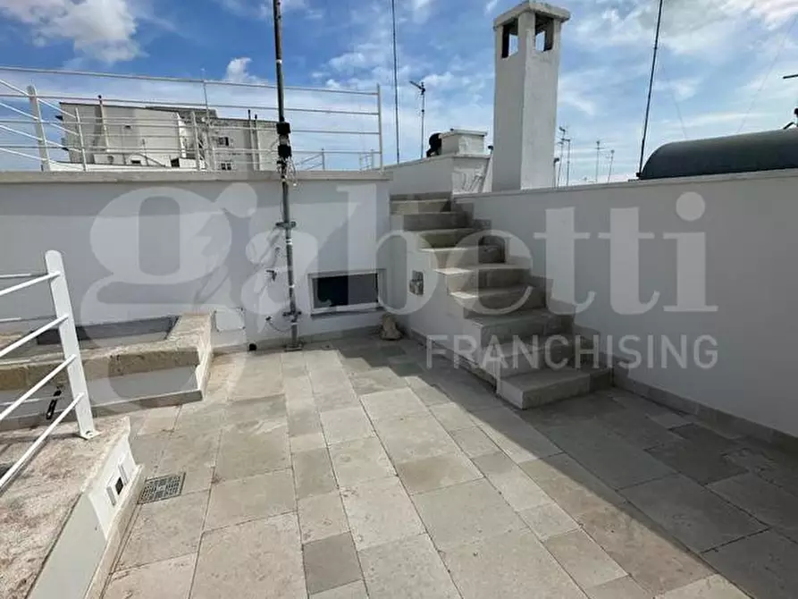 Immagine 6 di Casa indipendente in vendita  in Via Prof. Pietro Pignatelli, 9 a Ostuni