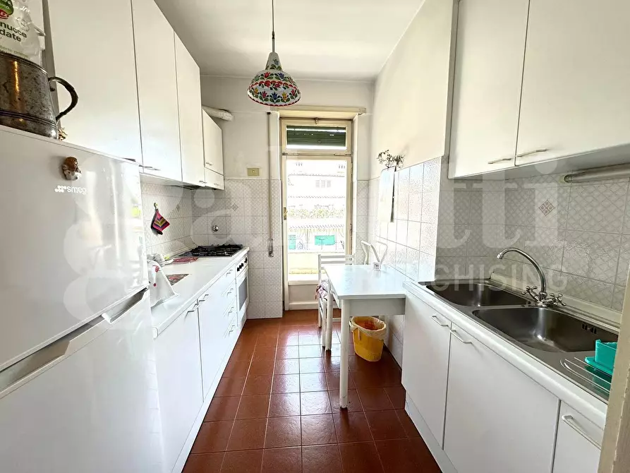 Immagine 11 di Appartamento in vendita  in Via Bolsena a Roma