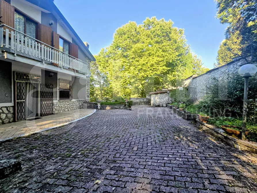 Immagine 11 di Villa in vendita  in Via Roccamassima a Segni