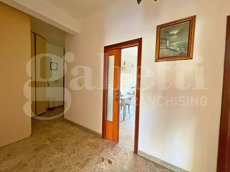 Immagine 11 di Appartamento in vendita  in Via Mameli, 10 a Gaeta