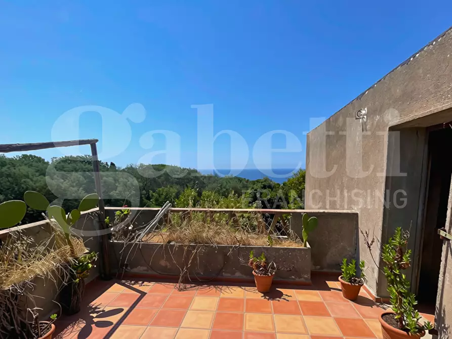 Immagine 8 di Palazzo in vendita  in Via dei Mandorli, snc a Gaeta