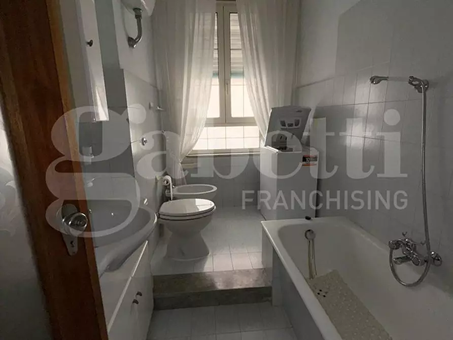 Immagine 7 di Appartamento in vendita  in Via E. Toti, 129 a Lamezia Terme