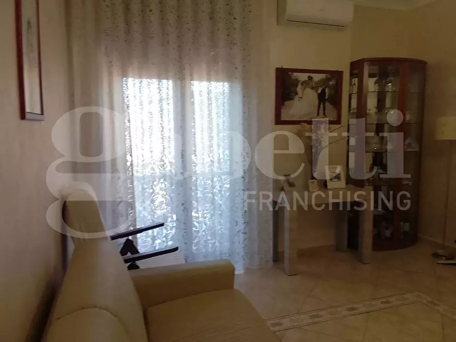 Immagine 4 di Appartamento in vendita  in Via MASSIMO D'AZEGLIO, SP a Taranto