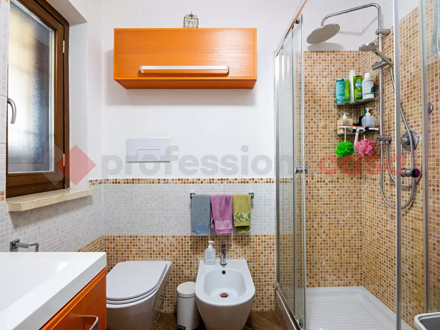 Immagine 39 di Casa quadrifamiliare in vendita  in Via Monteprandrone a Roma