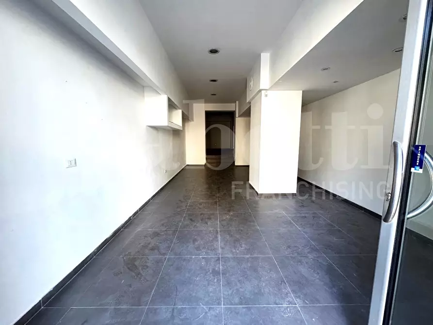 Immagine 4 di Negozio in affitto  in Via Corso Galliano, 24 a Nardo'