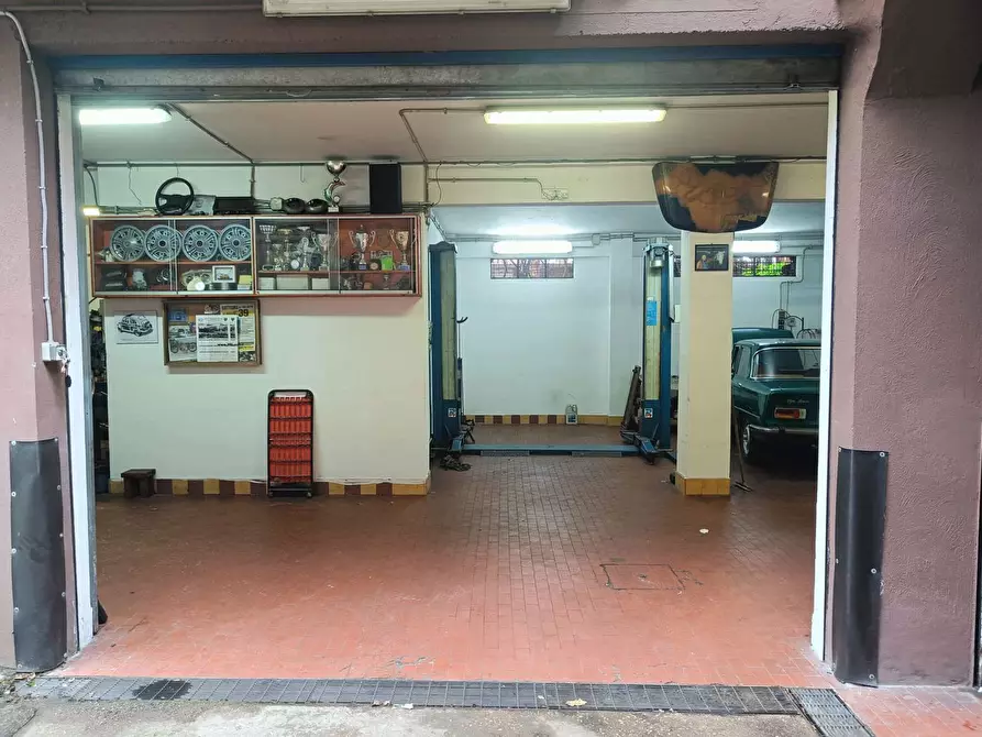 Immagine 19 di Laboratorio in vendita  in Via Silvestro Lega, 40 a Roma
