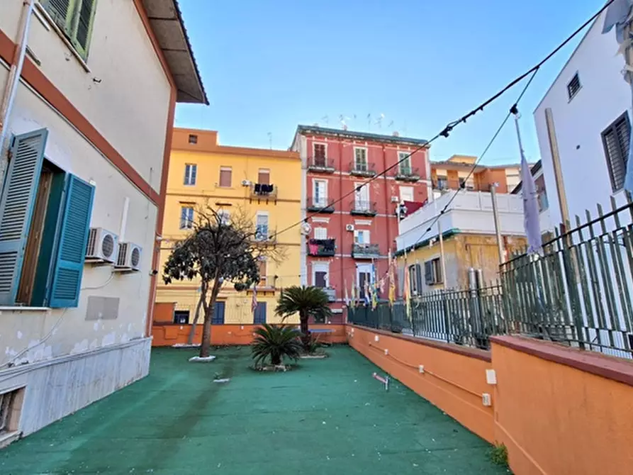Immagine 4 di Villa in vendita  in Via Filippo Maria Briganti a Napoli