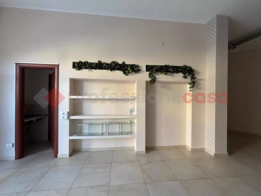 Immagine 7 di Negozio in affitto  in Via casilina km 62.800, snc a Anagni