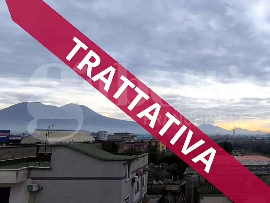 Immagine 1 di Appartamento in vendita  in Via STADERA a Napoli
