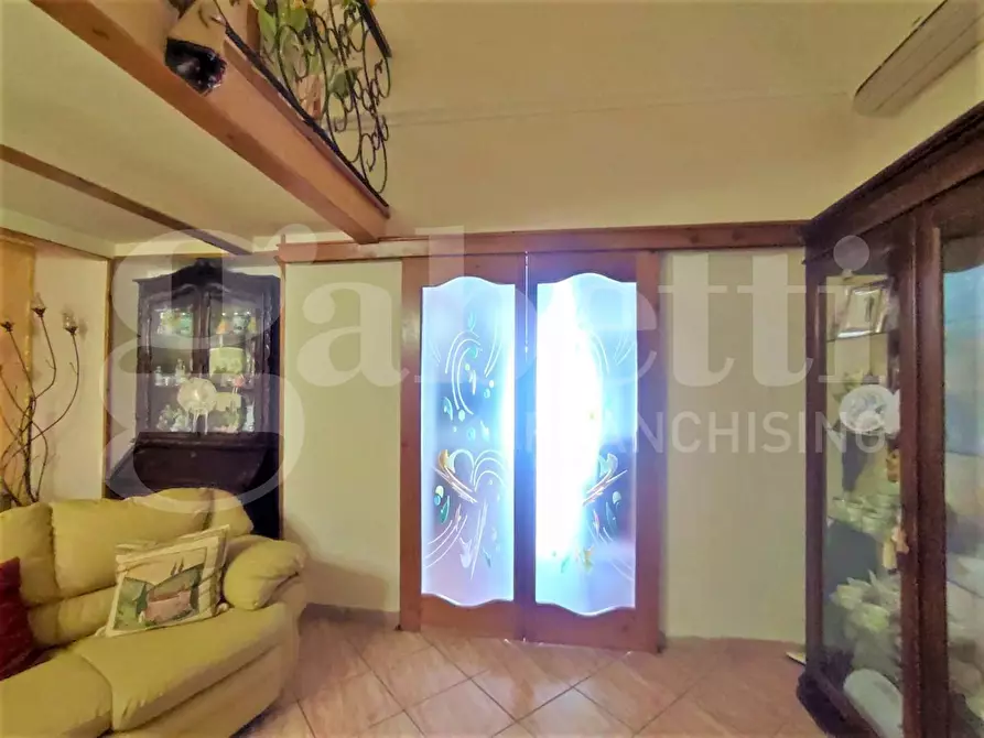 Immagine 26 di Appartamento in vendita  in Corso V. EMANUELE III, 418 a Torre Annunziata