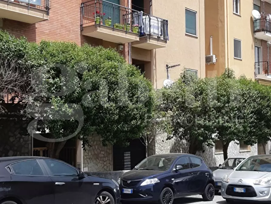 Immagine 18 di Magazzino in vendita  in Viale Dei Bizantini, 270 a Catanzaro