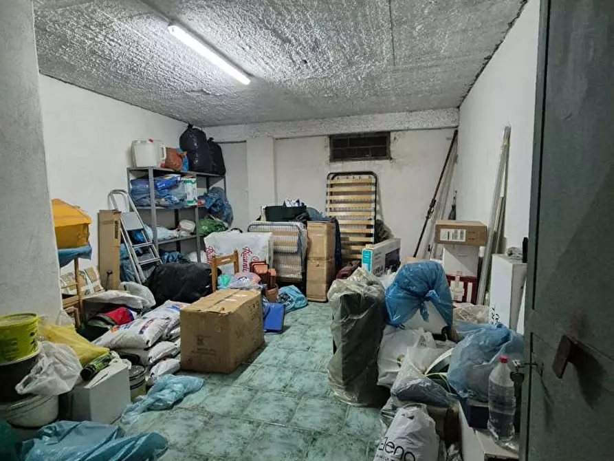 Immagine 45 di Appartamento in vendita  in Via Roma, 9 a Torre Annunziata