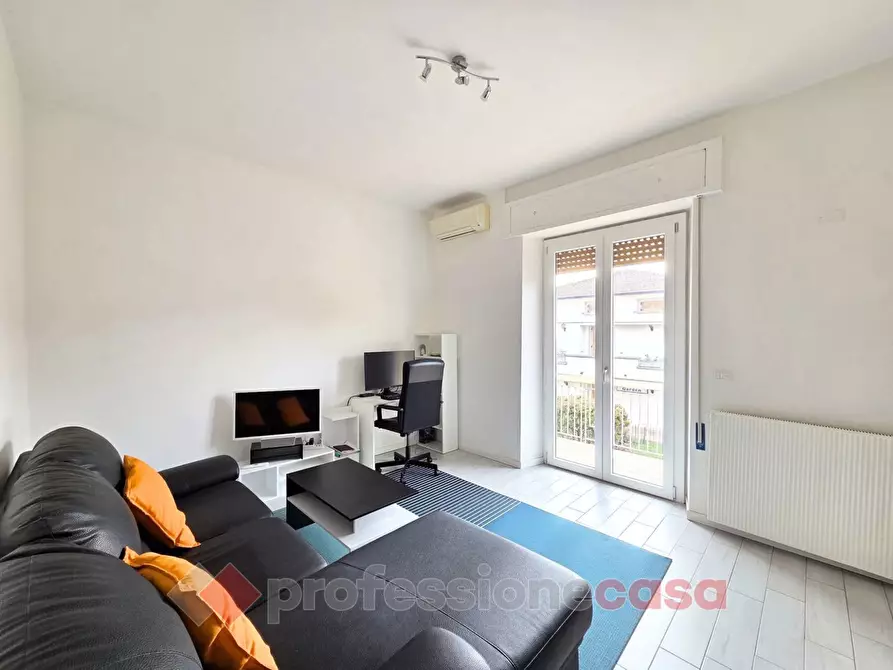 Immagine 5 di Appartamento in vendita  in Via Della Repubblica a Bastia Umbra