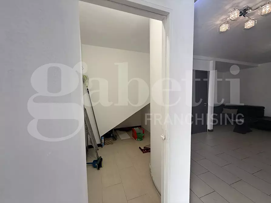 Immagine 4 di Villetta a schiera in vendita  in Via GAMBIERI, 9 a Settingiano