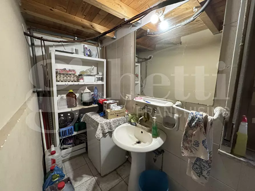 Immagine 9 di Negozio in vendita  in Via nazionale, 320 a Rometta