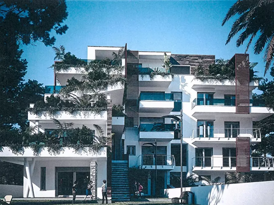 Immagine 1 di Appartamento in vendita  in Via Lungomare Sirena, 114 a Tortoreto