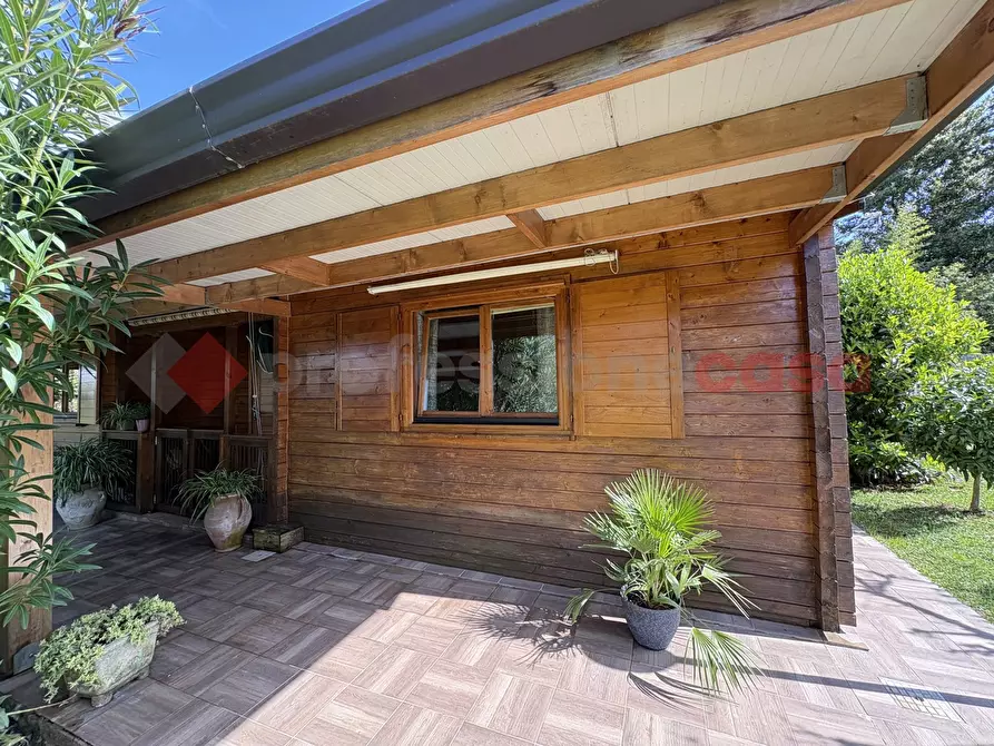 Immagine 11 di Villa in vendita  in Via PONTINA, 82 a Terracina