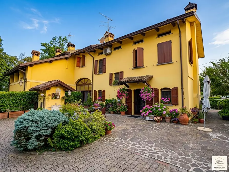 Immagine 2 di Casa bifamiliare in vendita  in Via balletti, 1 a Albinea