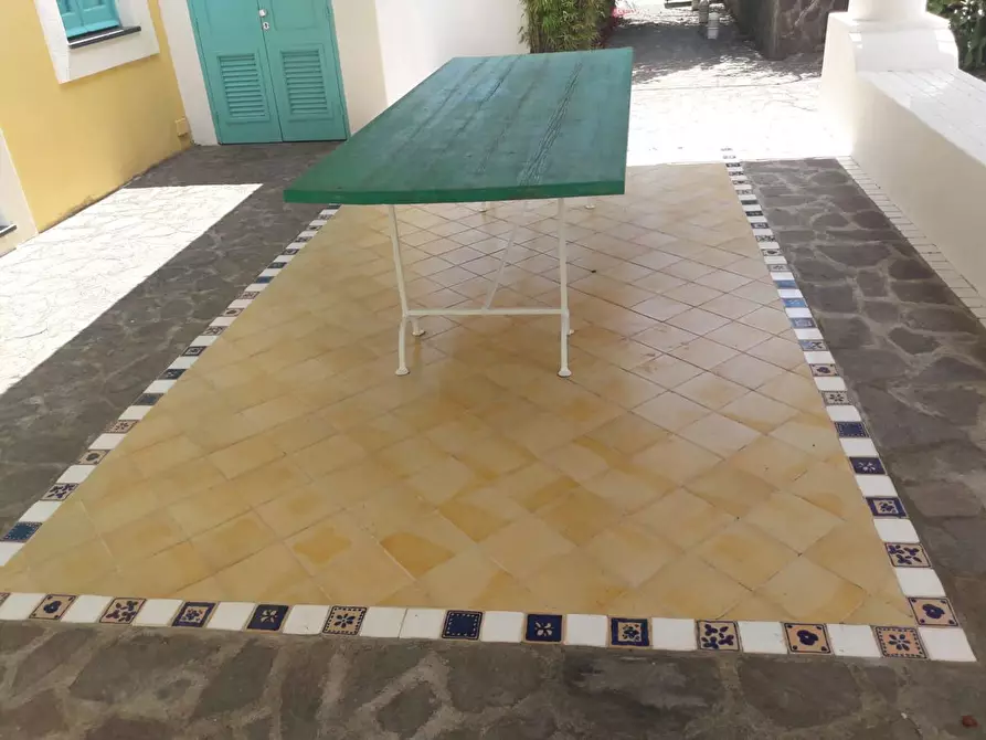 Immagine 29 di Casa indipendente in vendita  in Via Umberto I, 1 a Santa Marina Salina