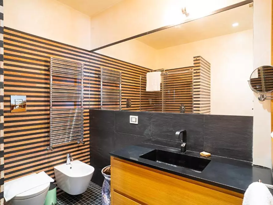 Immagine 22 di Appartamento in affitto  in Via Zara a Trani