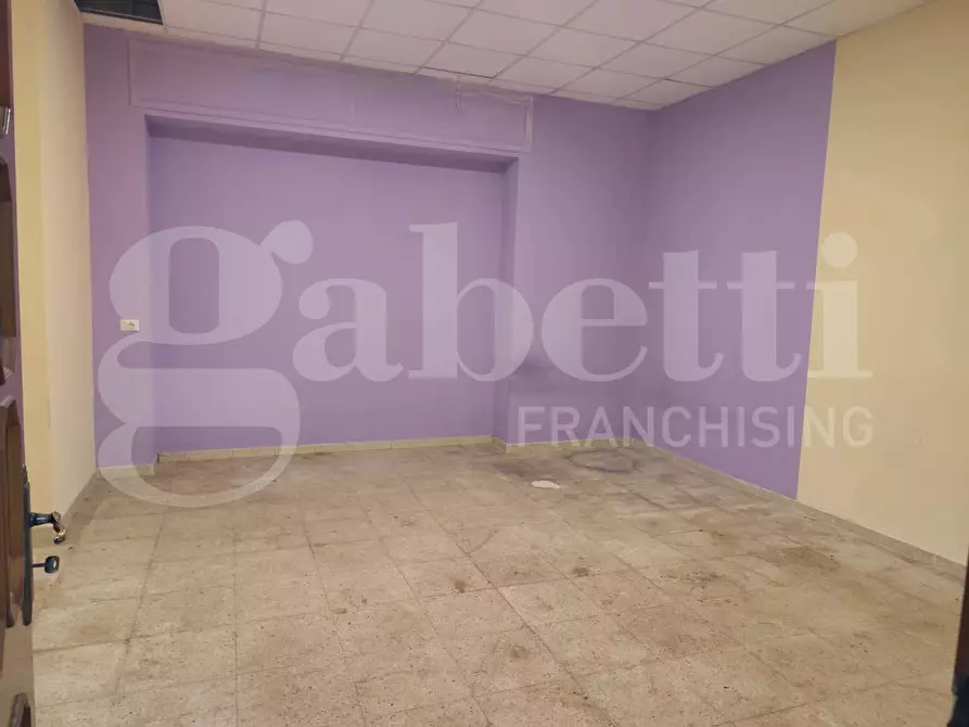 Immagine 4 di Magazzino in affitto  in Strada Statale Appia, snc a Benevento