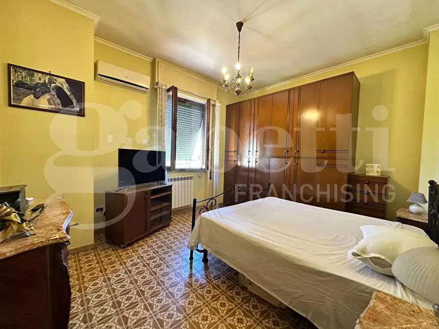 Immagine 21 di Villa in vendita  in Via dora baltea, 105 a Ardea