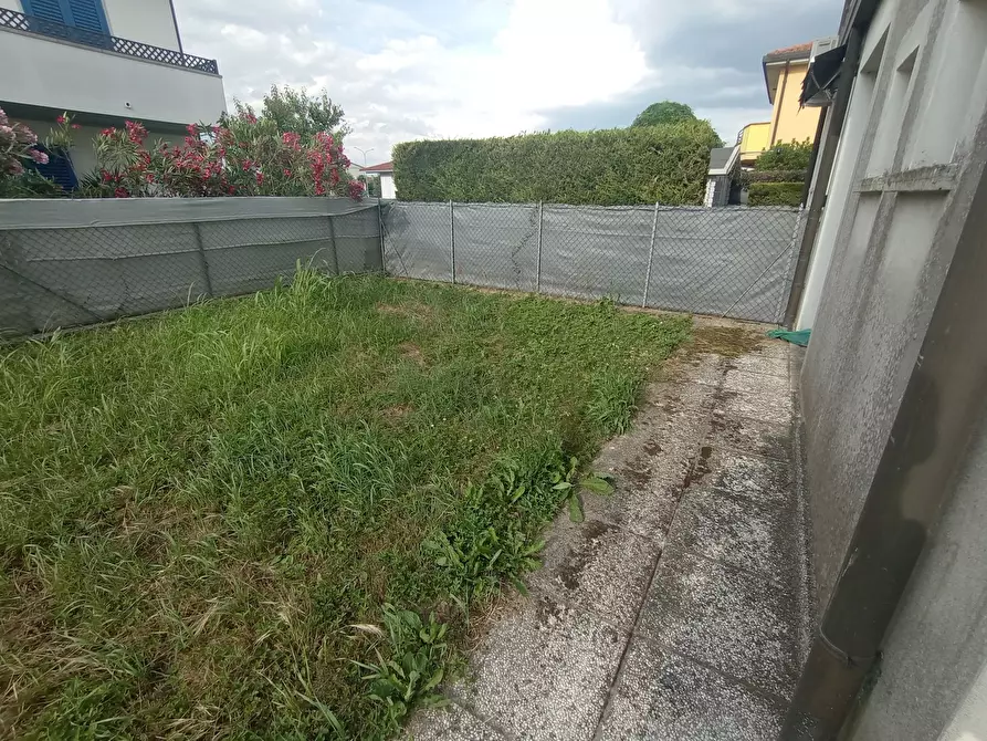 Immagine 8 di Rustico / casale in vendita  in Via Pettorazza Grimani - Via Papa Giovanni Paolo II, 00 a Pettorazza Grimani