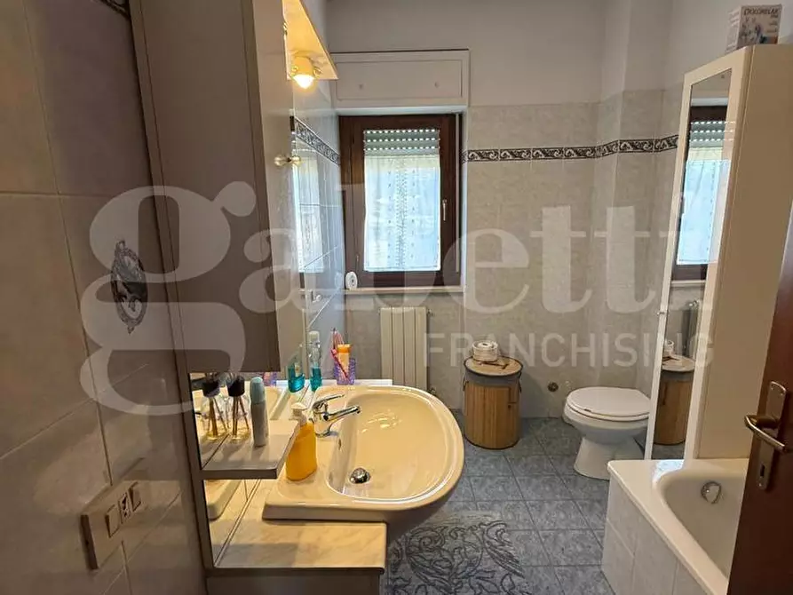 Immagine 12 di Appartamento in vendita  in Via MAJORANA, SNC a Rieti