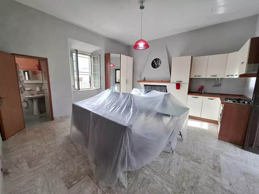 Immagine 4 di Casa indipendente in vendita  in Via CARNELLO, 169 a Isola Del Liri