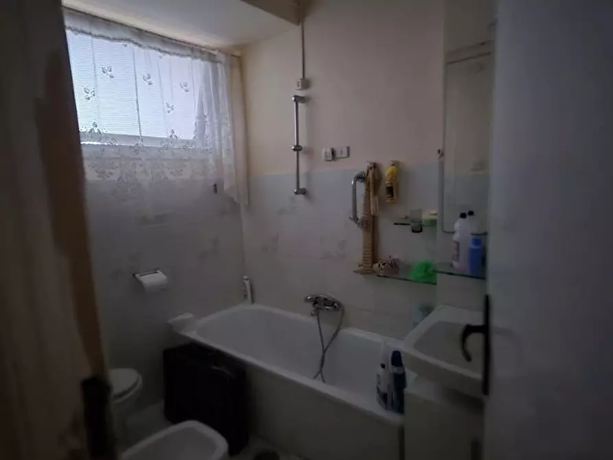 Immagine 32 di Appartamento in vendita  in Via De Simone, 27 a Torre Annunziata