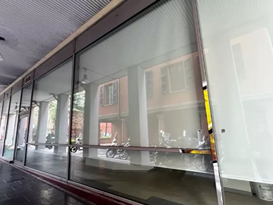 Immagine 14 di Negozio in vendita  in Via Augusto Majani, 2 a Bologna