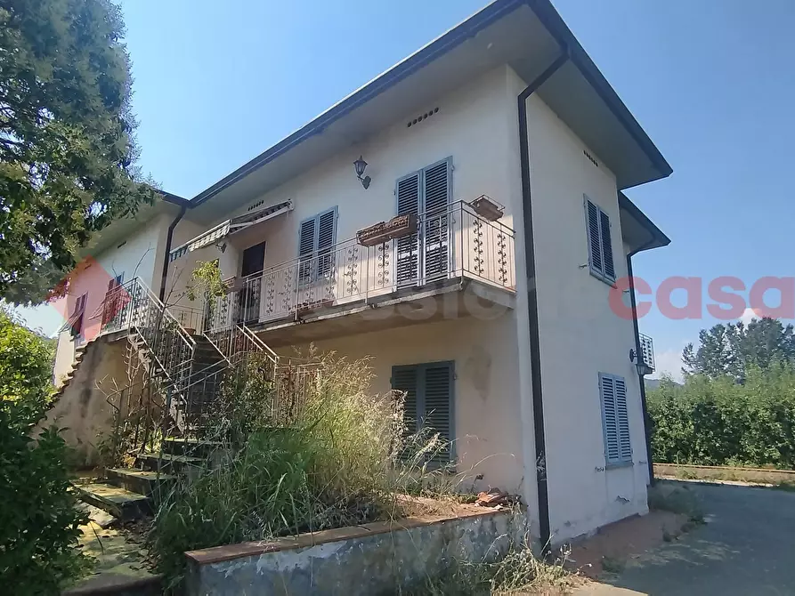 Immagine 2 di Villa in vendita  in Via di Moriano, 10 a Lucca