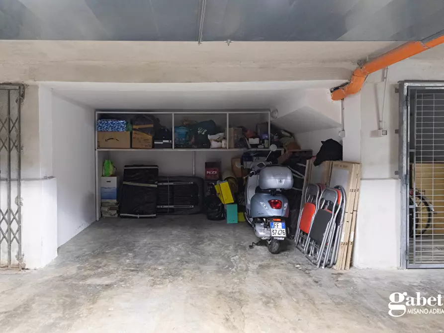 Immagine 22 di Appartamento in vendita  in Via Francia a Cattolica