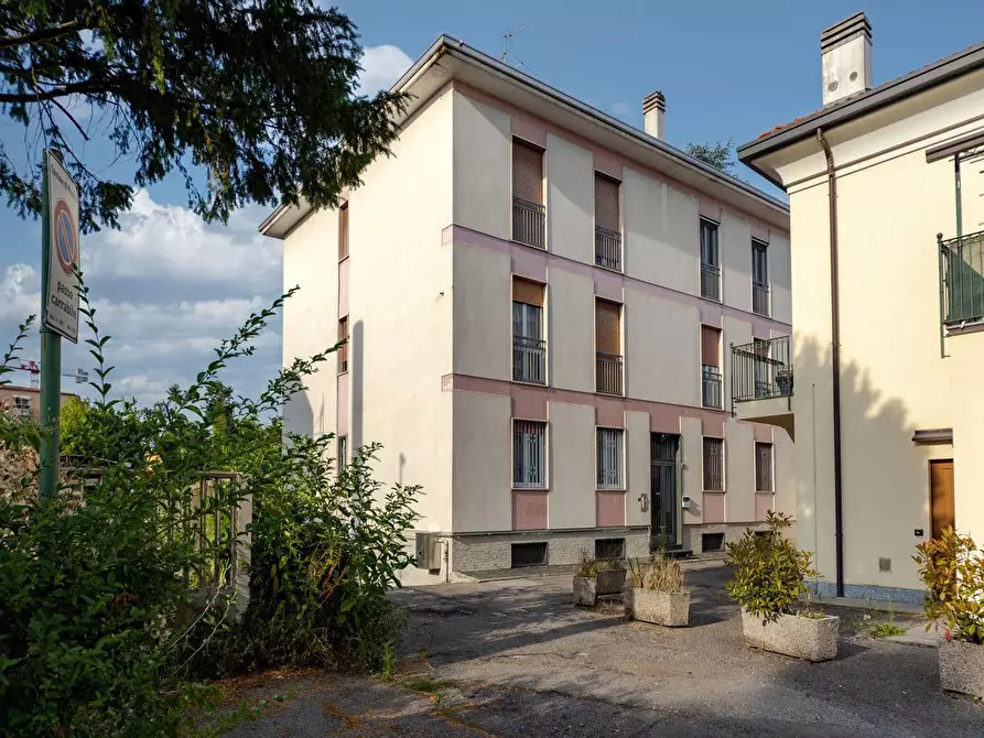 Immagine 25 di Appartamento in affitto  in Via Lecco, 182 a Monza