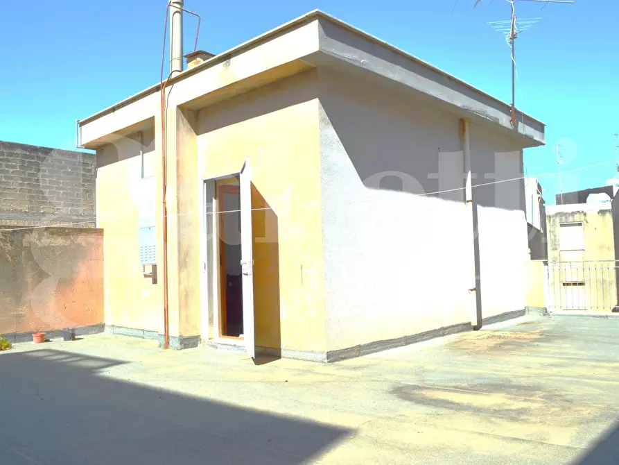 Immagine 27 di Casa indipendente in vendita  in Corso Vittorio Emanuele, 443 a Comiso