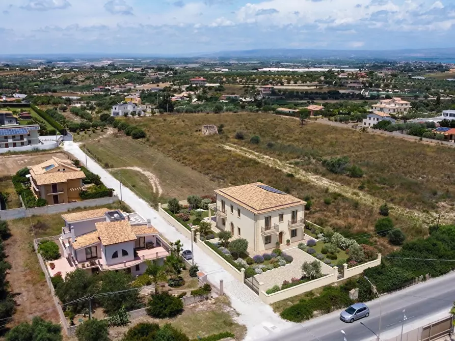 Immagine 8 di Terreno residenziale in vendita  in Via Sebastiano Fortuna, . a Pachino