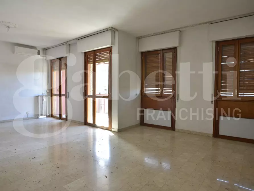 Immagine 5 di Appartamento in vendita  in Viale delle Repubblica, 60 a Bari