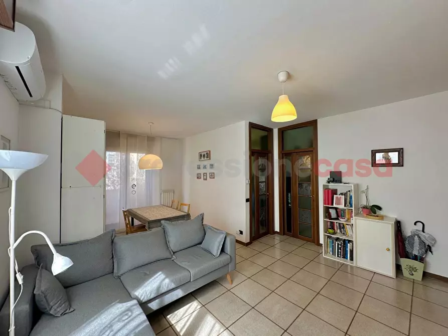 Immagine 2 di Appartamento in vendita  in Via Luigi Cadorna a Opera