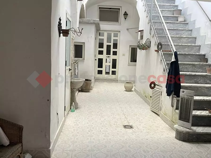 Immagine 2 di Palazzo in vendita  in Via Duca D'Aosta, 00 a Pignataro Maggiore