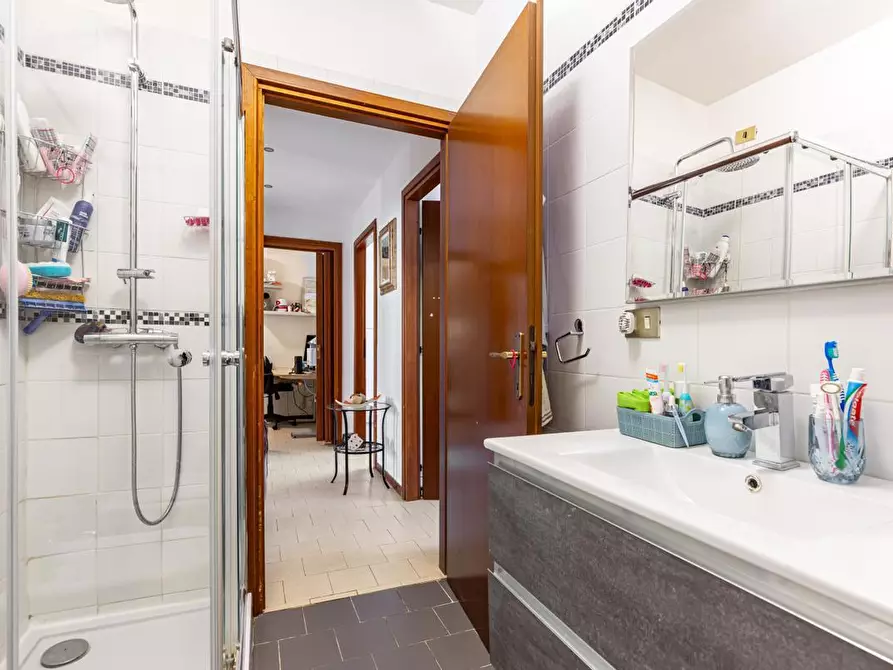 Immagine 14 di Appartamento in vendita  in Via Gioacchino Rossini, 2 a Legnano