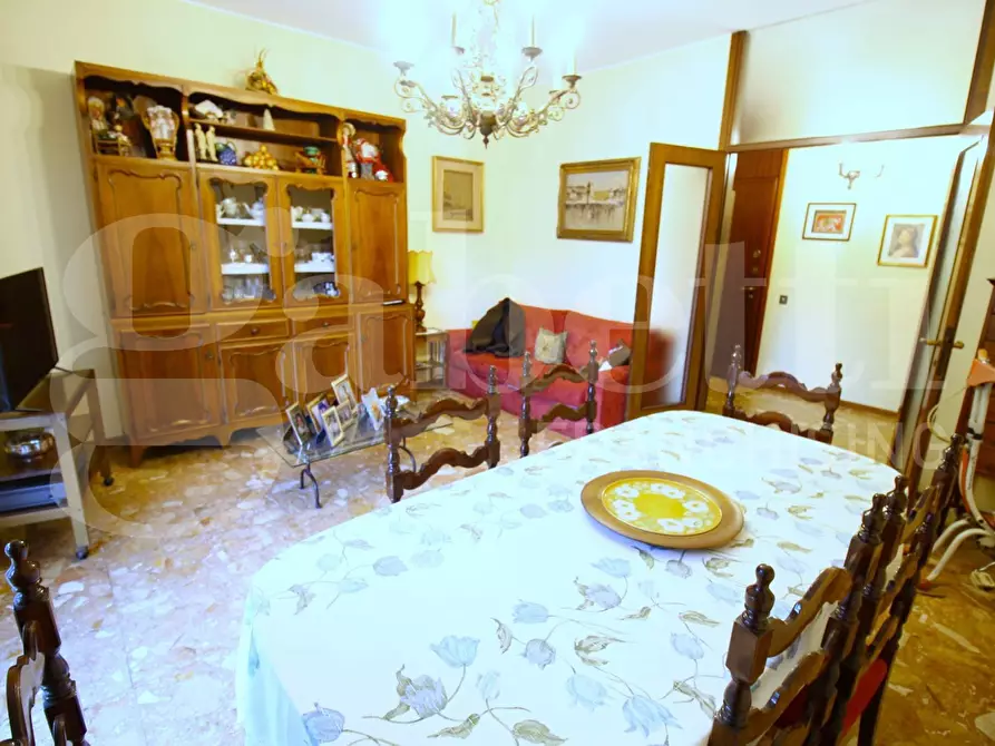 Immagine 2 di Appartamento in vendita  in Via Gulli, 40 a Milano