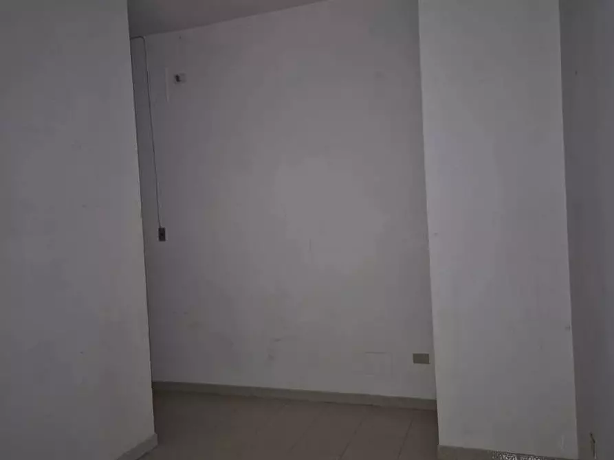 Immagine 19 di Negozio in vendita  in Via Vesuvio, 195 a Trecase