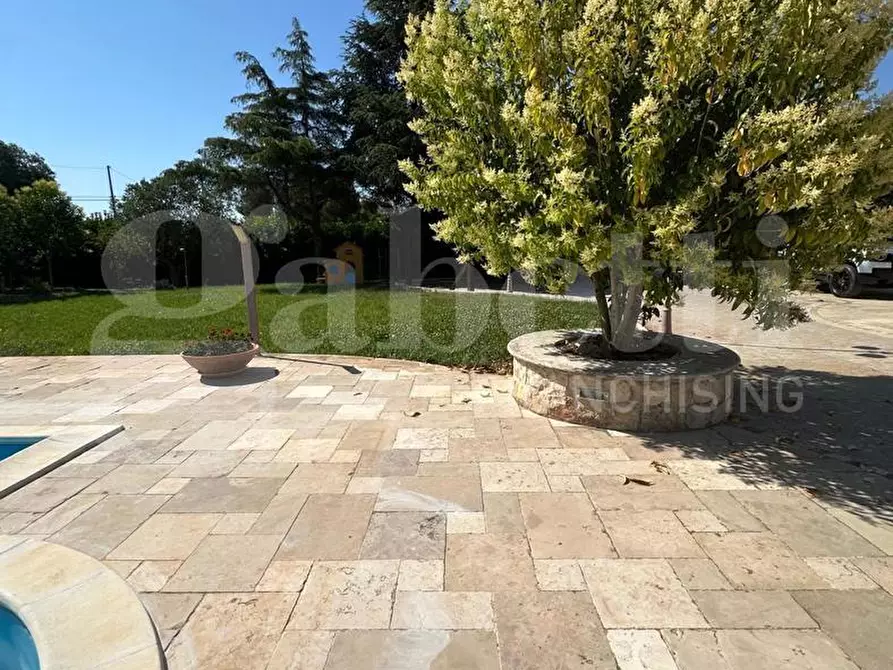 Immagine 12 di Villa in vendita  in Contrada camere, sn a Ostuni