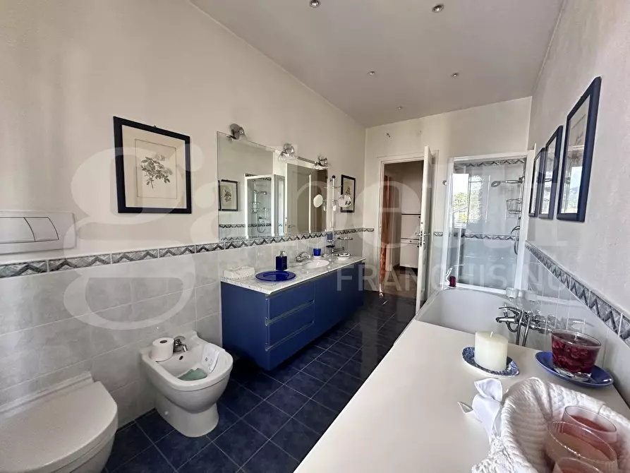 Immagine 28 di Appartamento in vendita  in Corso xxv aprile, 1 a Erba