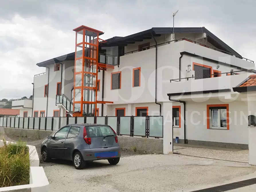 Immagine 3 di Albergo/B&B/Residence in vendita  in Via IV NOVEMBRE LOCALITÃ  PILINGA, 74 a Gasperina