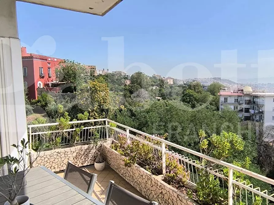 Immagine 11 di Appartamento in vendita  in Via Francesco Petrarca a Napoli