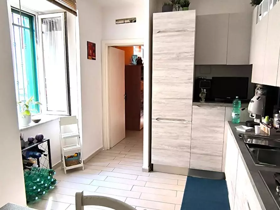 Immagine 7 di Appartamento in vendita  in Via M. Renato Imbriani a Napoli