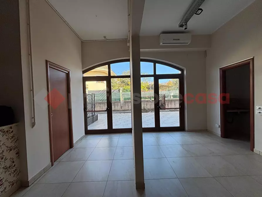 Immagine 5 di Negozio in affitto  in Via casilina km 62.800, snc a Anagni