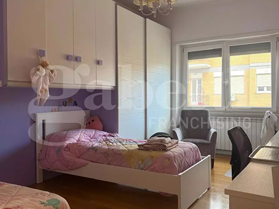 Immagine 13 di Appartamento in vendita  in Via Antonio De Viti De Marco a Roma