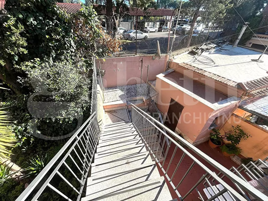 Immagine 15 di Appartamento in affitto  in Via Morlupo a Roma